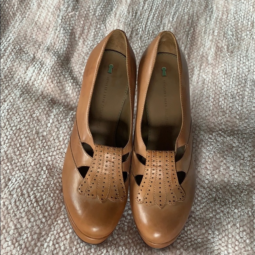 Anthropologie cognac pumps